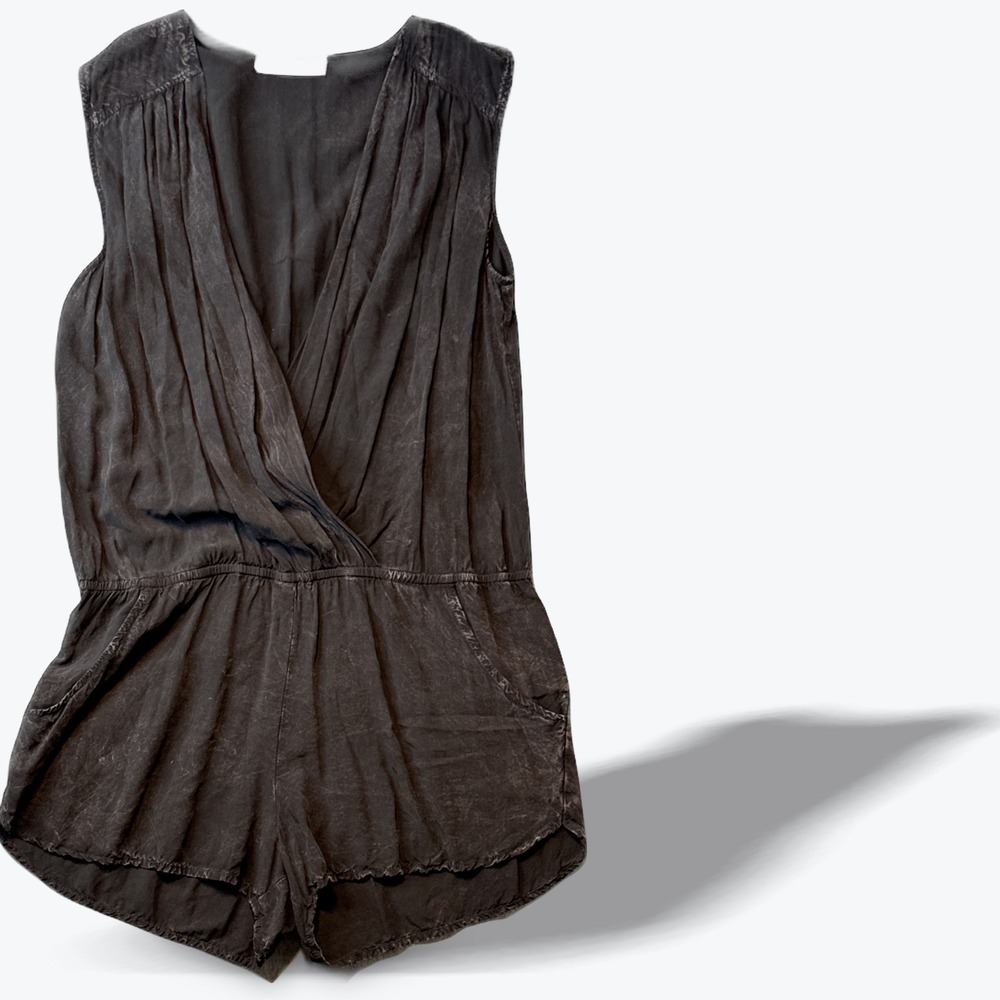 Sam & Lavi Los Angeles Surplice Romper Faded Black Mineral Wash XS Pockets